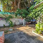 Lemon House Hostel *
