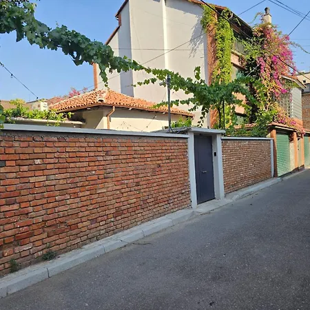 Lemon House Hostel