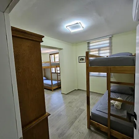 Hostel Lemon House Tirana