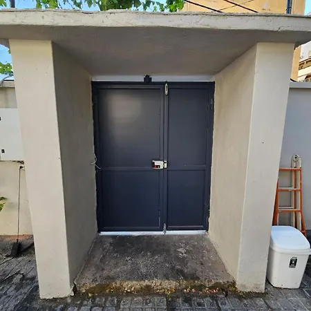 Lemon House Hostel