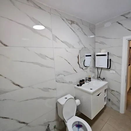 Hostel Lemon House Tirana