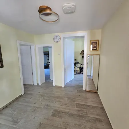 Lemon House * Tirana