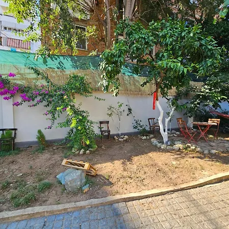 Lemon House Vandrarhem Tirana