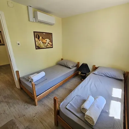 Lemon House * Tirana