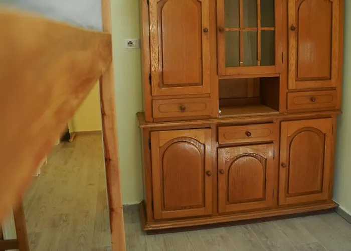 Lemon House Hostel *